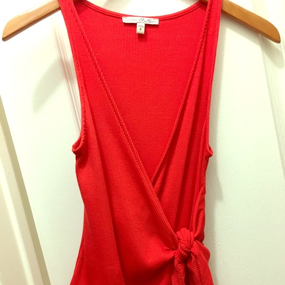 Express One Eleven wrap tank - Picture 1 of 3